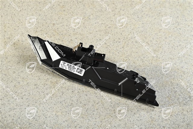 Turn signal / Direction indicator light, L