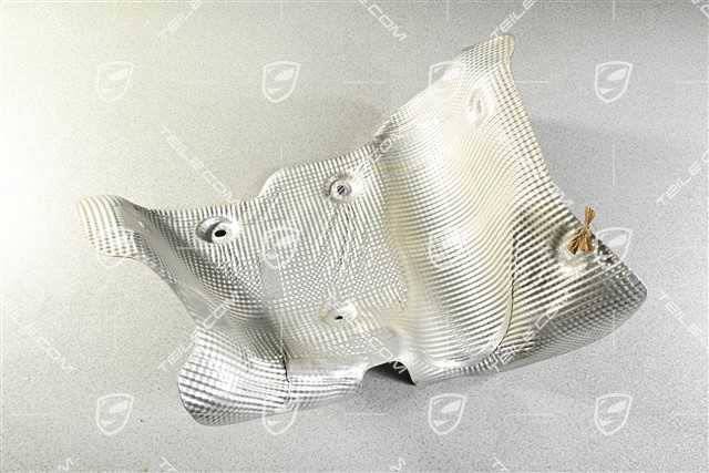 Heat shield for fuel tank