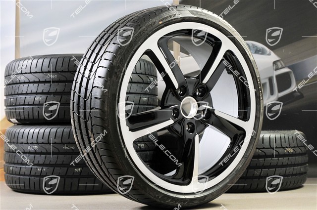 20" SportTechno Sommerräder Satz, Felgen 8,5J x 20 ET57 + 10J x 20 ET50, NEUE Pirelli Sommeräder 235/35 R20 + 265/35 R20, in Schwarz Hochglanz