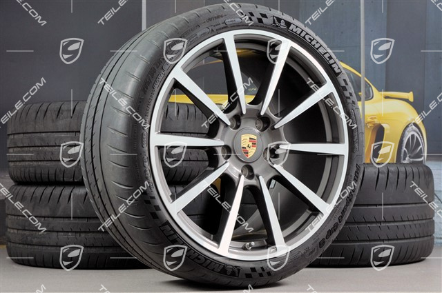 20-inch Carrera Classic II summer wheel set, 8,5J x 20 ET51 + 11J x 20 ET70 + NEW Pirelli summer tires 245/35 ZR20 + 295/30 ZR20, with TPMS