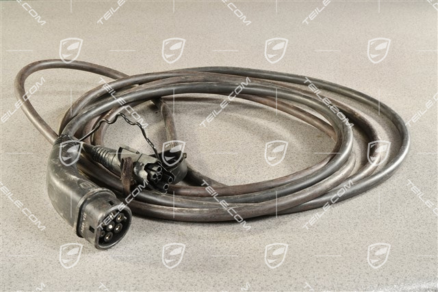 Kabel ładowarki wraz z wtyczką, długość 7,5m, Wtyczka typu 2, 22KW
