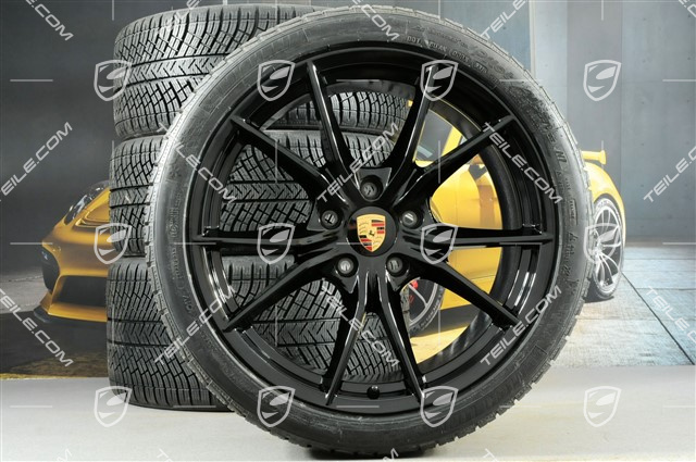20" Winterräder Satz Carrera S (IV), Felgen 8,5J x 20 ET49 + 11J x 20 ET56 + NEUE Michelin Pilot Alpin PA4 N1 Winterreifen 245/35 R20 + 295/30 R20, Schwarz Satinmatt