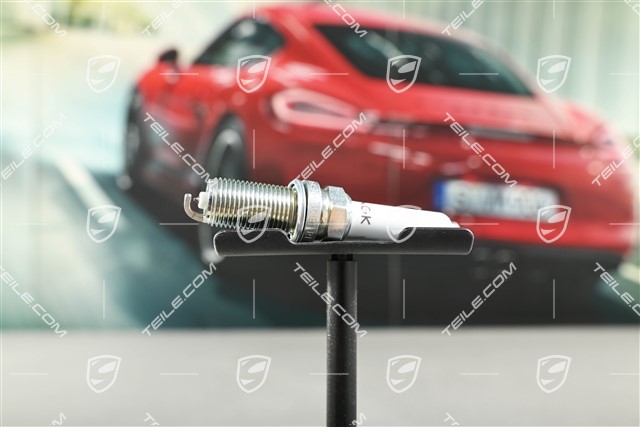 Świeca zapłonowa NGK, 2,0L