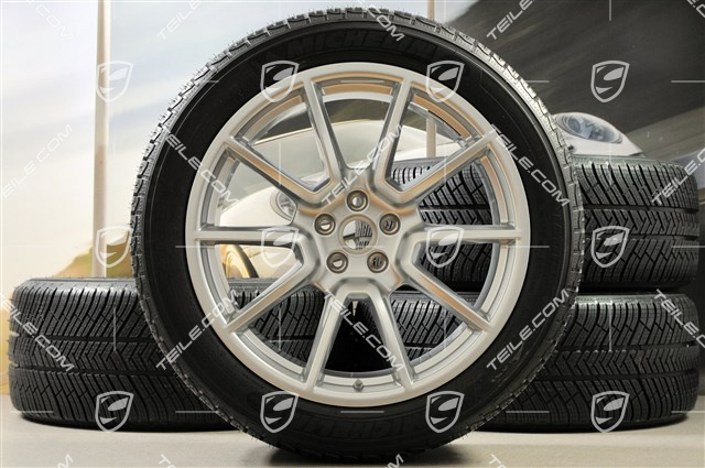 20-inch "Macan SportDesign" winter wheels set, rims 9J x 20 ET26 + 10J x 20 ET19, Michelin Latitude Alpin 2 winter tyres 265/45 R 20 + 295/40 R 20, with TPMS