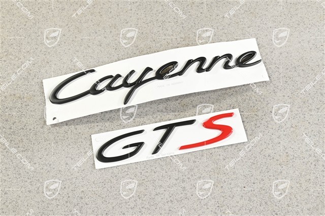 "Cayenne GTS" lettering / logo in black with red S
