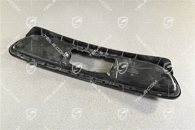 Retaining frame, centre, ACC