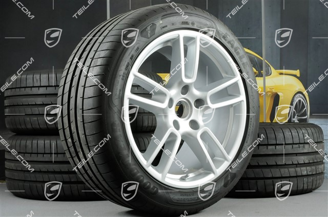 19-inch summer wheels set "Panamera", rims 9J x 19 ET64 + 10,5 J x 19 ET62 + Goodyear Eagle summer tyres 265/45 R19 + 295/40 R19