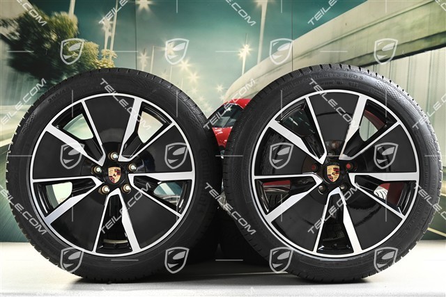 21-inch Macan Turbo winter wheel set, rims 8,5J x 21 ET27 + 10,5J x 21 ET47 + NEW Continental winter tyres 255/45 R21 + 285/40 R21, black high gloss