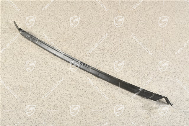 Front bumper reinforcement disc / trim, L