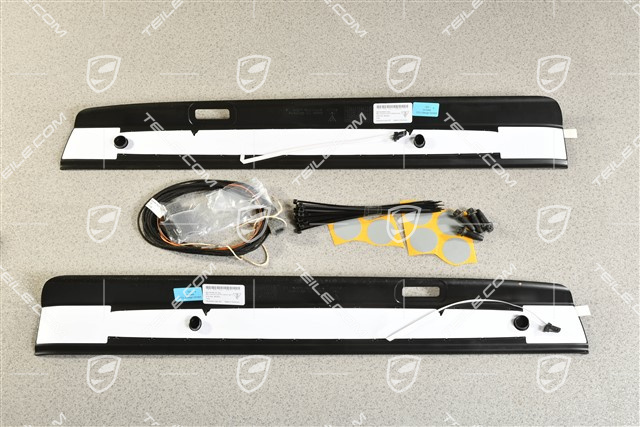 Listwy ozdobne progów wewnętrznych, podświetlane, Carbon, Carrera 4 GTS, zestaw L+R