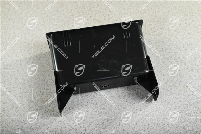 Centre console shelf, satin black instead of radio