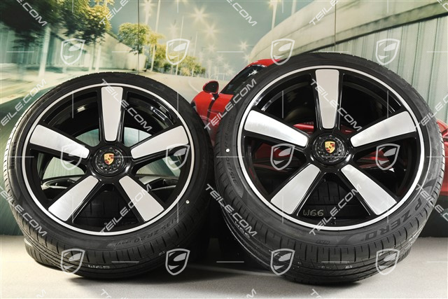 20-inch + 21-inch Sport Classic summer wheel set, rims 9,5J x 20 ET44 + 12J x 21 ET70 + NEW Pirelli summer tyres 255/35 R20 + 315/30 R21, black high gloss