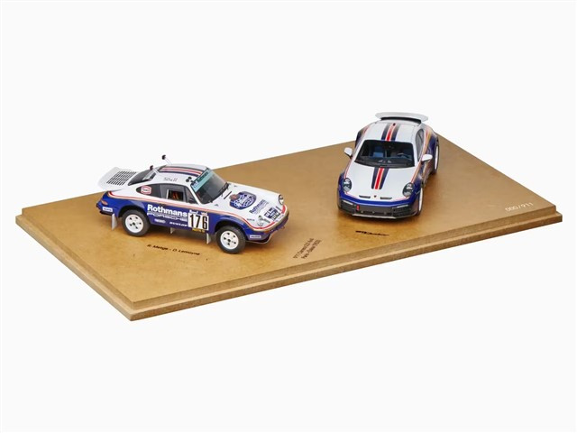 Porsche 911 Dakar (992) Rallye Design Paket & Porsche 953, Doppelset, Limitiert auf 911 Stück