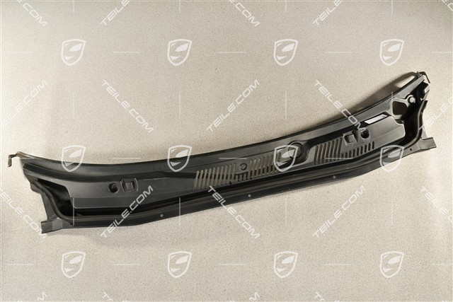 Maserati Quattroporte Osłona podszybia przedniego (plastikowa), czarna