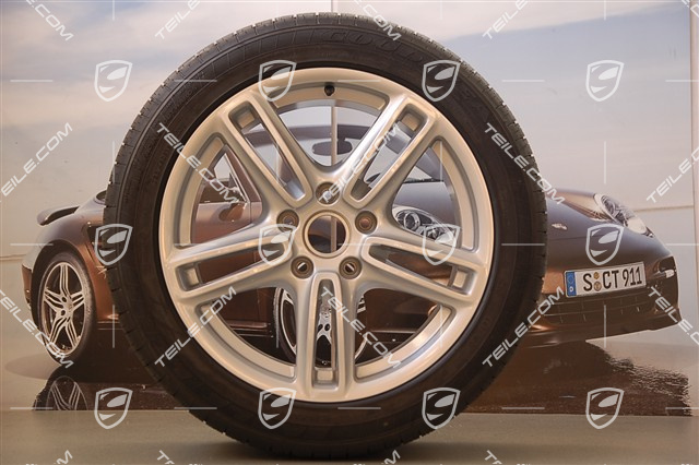 19" Panamera Turbo All-Season-Räder, Felgen 9J x 19 ET60 + 10J x 19 ET61 + ganzjährige Reifen 255/45 R19 + 285/40 R19