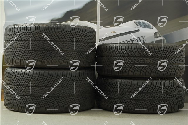 20" Carrera S (III) Winterräder Satz, 8,5J x 20 ET51 + 11J x 20 ET70 + Michelin Winterreifen 245/35 ZR20 + 295/30 ZR20, mit RDK-Sensoren