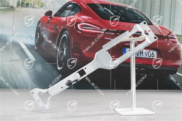 console for engine mount