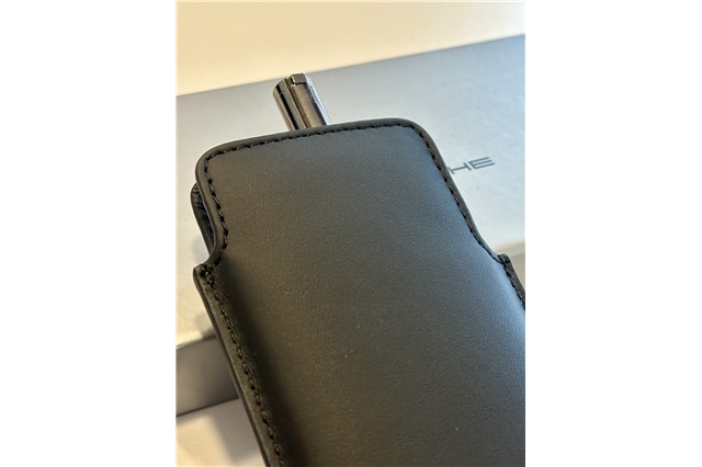 Multifunctional leather cover for the 918 Spyder
