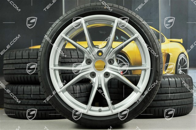 20" Carrera S Sommerräder Satz, Felgen 8J x 20 ET57 + 10J x 20 ET45 + NEUE Pirelli Sommerreifen 235/35 R20 + 265/35 R20, silbern, mit RDK-Sensoren