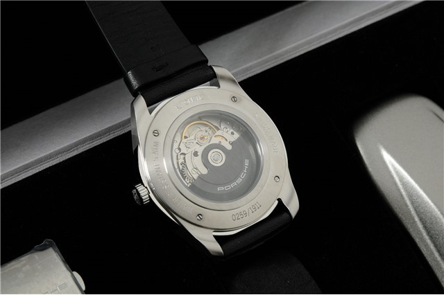 Premium Classic automatic watch – limited edition