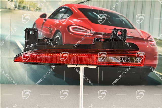 Reflex reflector, back-up / reverse light, L