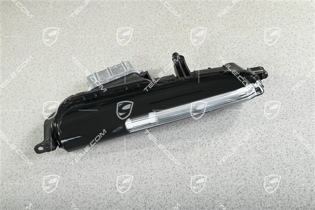 Additional headlamp / direction indicator light, R