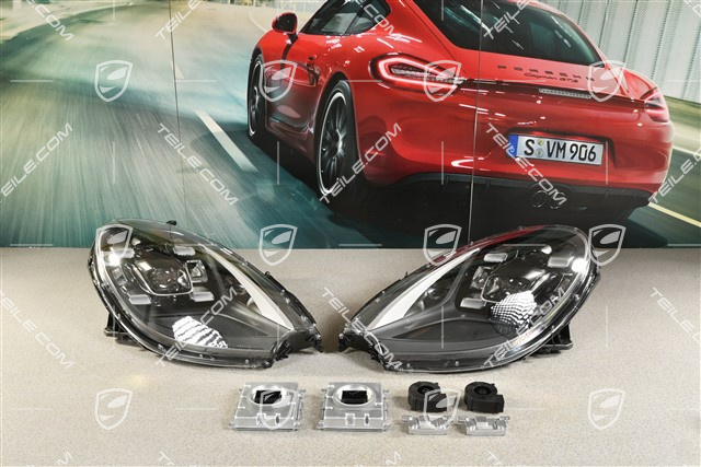 LED headlights, incl. Dynamic Light System Plus (PDLS+), LHD, L+R