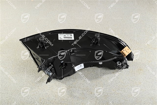 Lampa tylna, ciemna, R