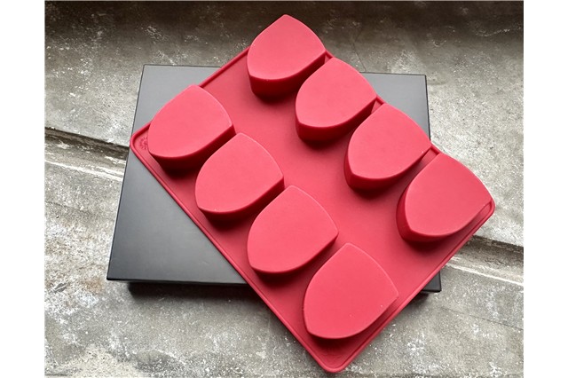 Ice cube tray, Porsche crest