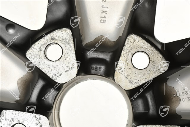 15-inch Fuchs alloy wheel rim, 5,5J x 15, prod. year 1968, restored