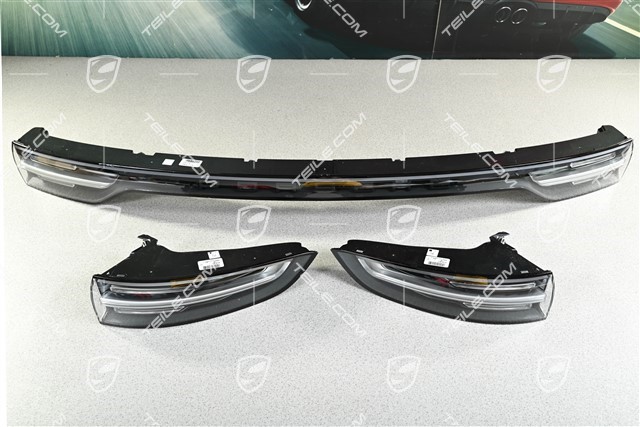 LED-Rückleuchten mit Leuchtenband, abgedunkelt / Exclusive, USA Version