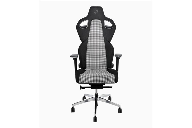 RECARO x Porsche Gaming Chair Pepita, limited to 1,911 units