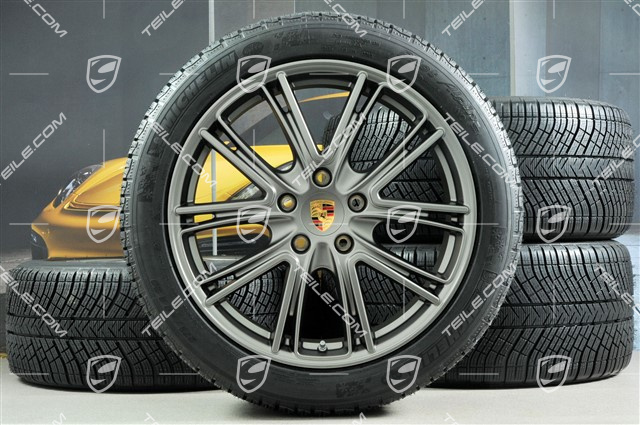 20" Winterräder Satz "Exclusive Design", Felgen 9,5 J x 20 ET71 + 10,5 J x 20 ET71 + Michelin Pilot Alpin 4 Winterreifen 275/40 R20 + 315/35 R20, Platinum (seidenglanz)
