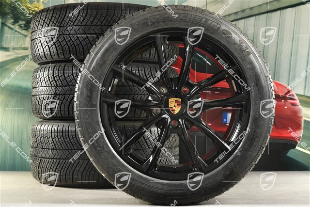 19" Winterräder Satz "Panamera S", Felgen 9J x 19 ET64 + 10,5 J x 19 ET62 + NEUE Michelin Pilot Alpin 4 Winterreifen 265/45 R19 + 295/40 R19, in Schwarz Hochglanz