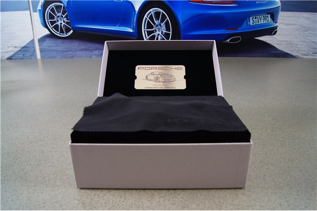 Premium Classic automatic watch – limited edition