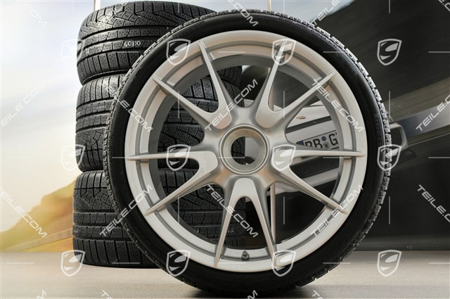 19" GT3 mocowanie centralne - koła zimowe, komplet, felgi 8,5J x 19 ET53 + 11J x 19 ET67 + opony zimowe Pirelli 235/35 R19 + 295/30 R19, z czujnikami
