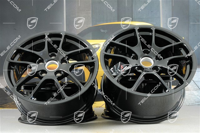 18" Komplet felg Cayman III, 8J x 18 ET57 + 9,5J x 18 ET49, czarny wysoki połysk