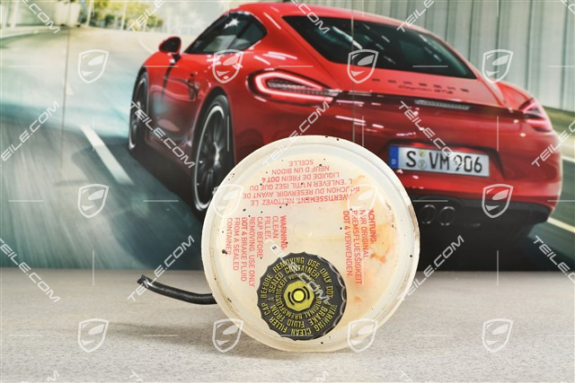 Brake master cylinder brake fluid expansion tank, Manual gearbox