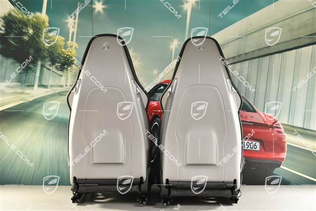 Sportsitze, manual, Leder/Alcantara, GTS Schriftzug, L+R