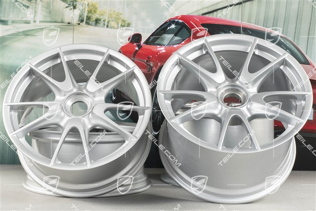 19" GT3 II Komplet felg, przód 8,5J x 19 ET53 + tył 12J x 19 ET63, srebrne