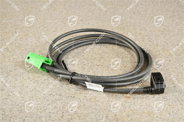 Kabel łączący PCM z adapterem usb, aux