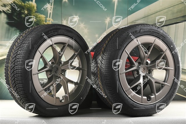21" Cayenne RS Spyder Design Winterräder Satz, Felgen 9,5J x 21 ET16 + 11J x 21 ET37 + NEUE Goodyear UltraGrip Performance 3 SUV Winterreifen 275/45 R21 + 315/40 R21, Turbonit