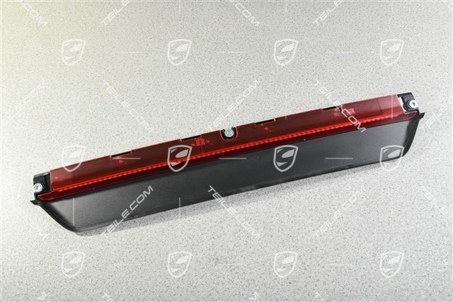 Additional brake light, boot lid / trunk