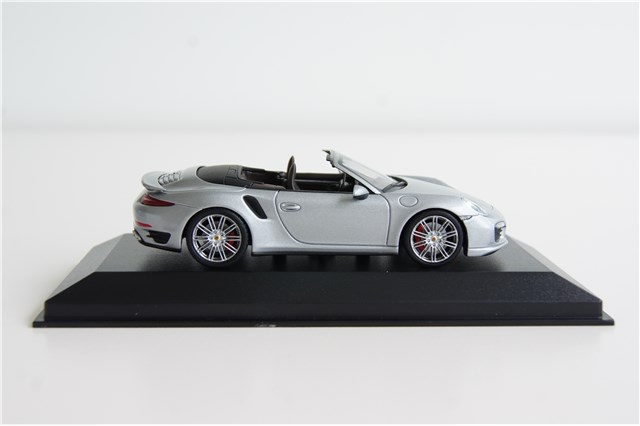 Porsche 911 Turbo (991) Cabriolet, 1:43