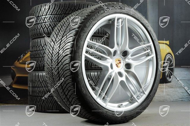 20" Sport Design Winterräder Satz, 8,5J x 20 ET51 + 11J x 20 ET70 + Michelin Winterreifen 245/35 ZR20 + 295/30 ZR20, mit RDK-Sensoren