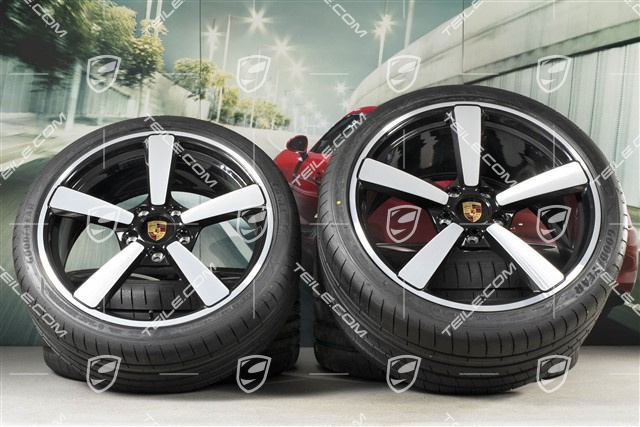 20+21-inch summer wheel set Exclusive Design, rims 8,5J x 20 ET50 + 11,5J x 21 ET67 + Goodyear summer tyres 245/35 R20 + 305/30 R21, with TPM, black high gloss