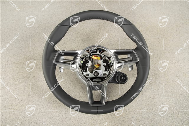 Basic steering wheel, Sport Chrono Package Plus, PDK, black