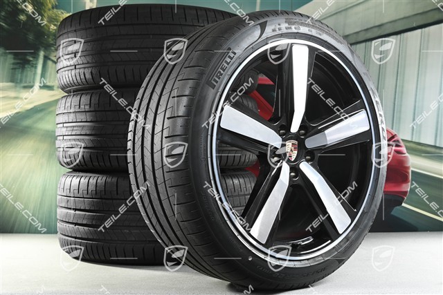 22" Koła letnie, komplet, Cayenne Exclusive Design Sport, felgi 10J x 22 ET48 +11,5J x 22 ET61 + opony letnie Pirelli 285/40 R22 + 315/35 R22, czarny wysoki połysk, z nowego samochodu - około 30km, DOT/rok prod. 2025