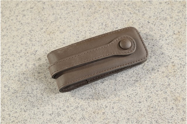 Pokrowiec na kluczyk, skóra, brązowa Saddle Tan