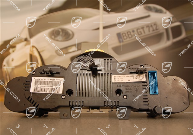 Instrument cluster, 6-speed transmission, silver face gauges